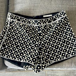 Alice and Olivia size 6 tuxedo shorts with embellishments